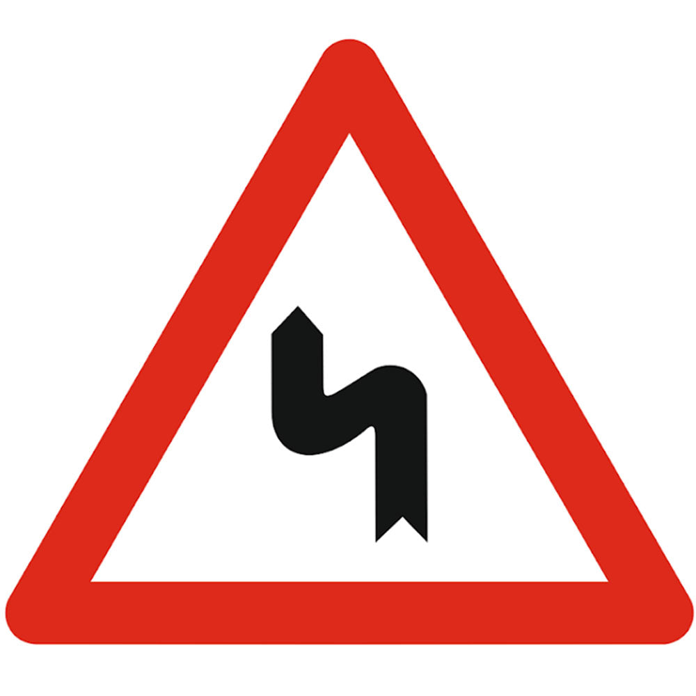 Curba dubla sau o succesiune de mai mult de doua curbe, prima la stanga