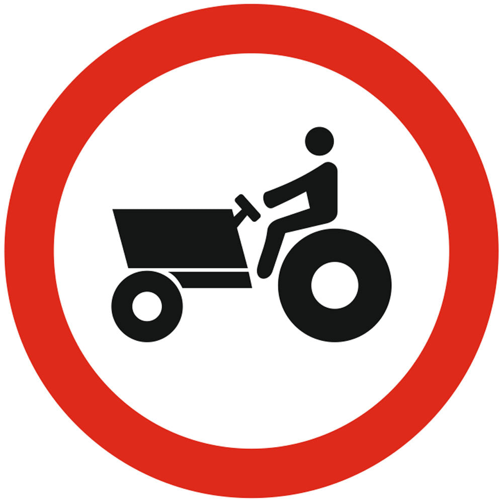 Accesul interzis tractoarelor agricole si forestiere
