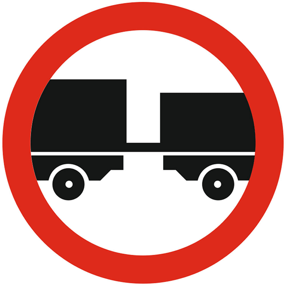 Accesul interzis autovehiculelor cu remorca, cu exceptia celor cu semiremorca sau cu remorca cu o osie